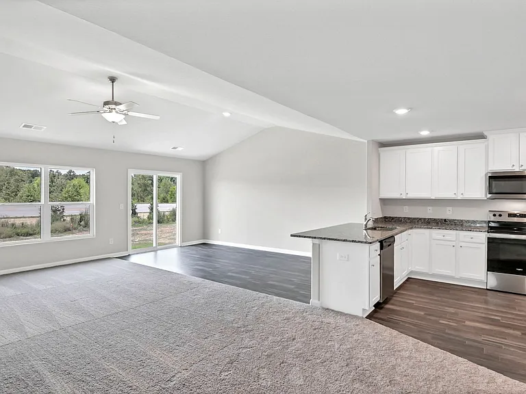 807 Red Berry Ln — Photo 8