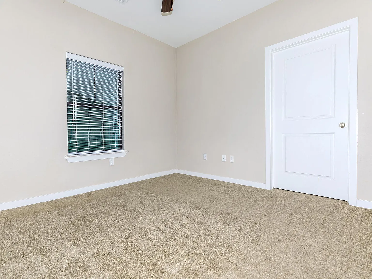 Bella Vista — Photo 3