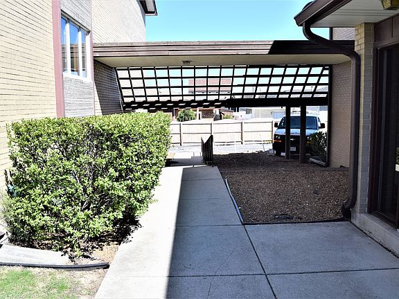 2nd image of 10524 S Keating Ave APT 203
