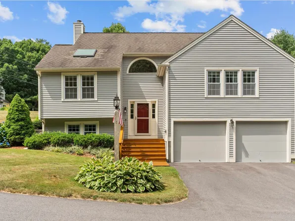 318 Fox Run Road, Hudson, NH 03051