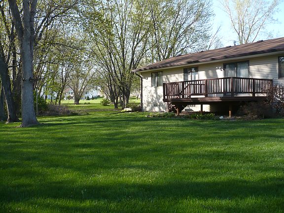 Large Deck and Yard
