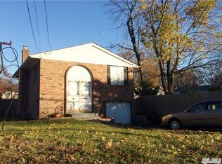 2503 Pond Rd, Ronkonkoma, NY 11779