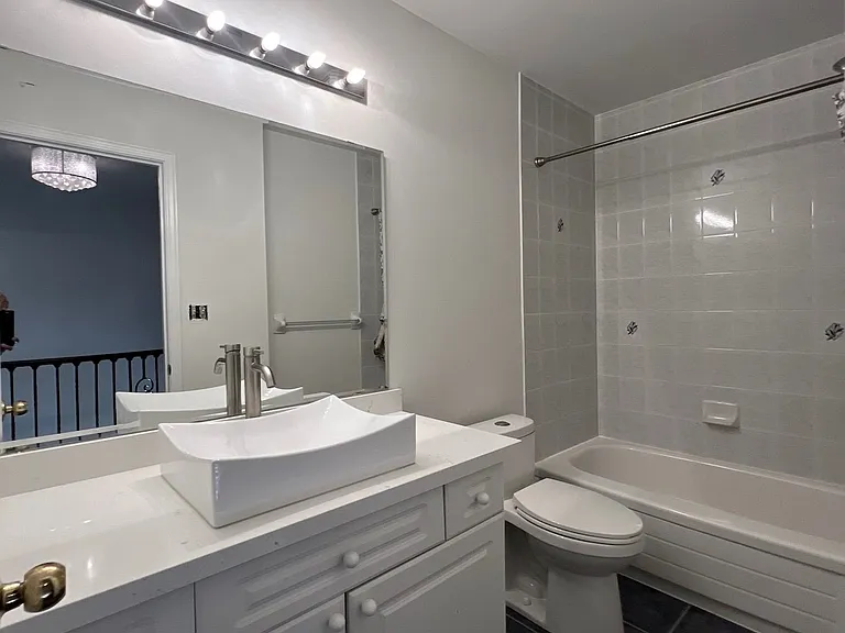 3895 Henrietta Way #MAIN — Photo 37