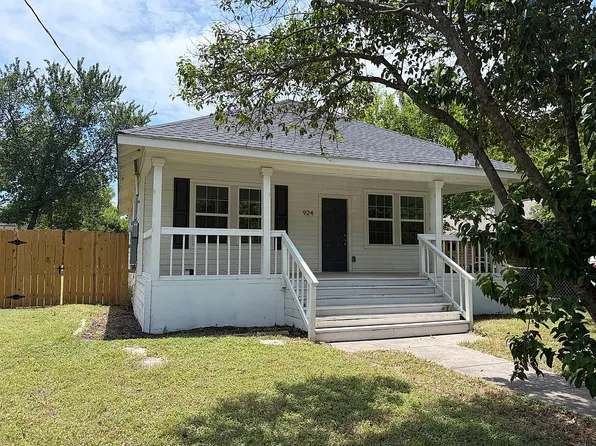 924 N 11th St, Waco, TX 76707