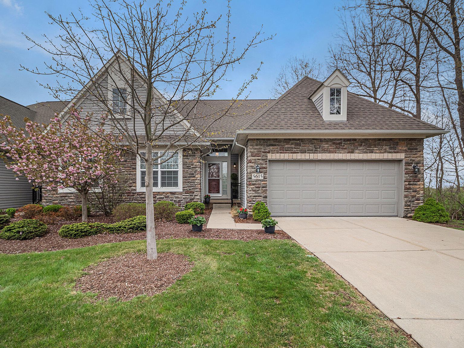 5615 Gallery Park Dr, Ann Arbor, MI 48103 | Zillow