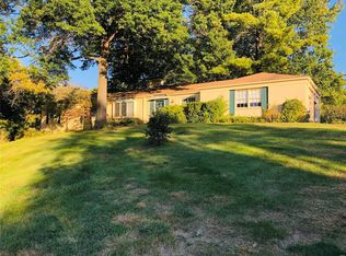 1610 Kriste Ct, Saint Louis, MO 63131