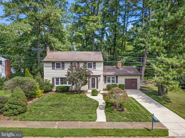 805 Rock Ln, Newark, DE 19713