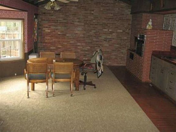 2nd image of 106 Marilyn Ave