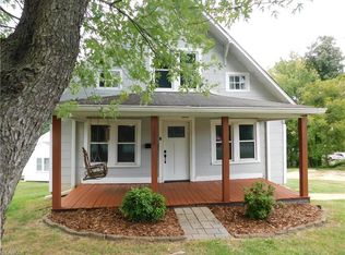 1054 N Bridge St, Elkin, NC 28621