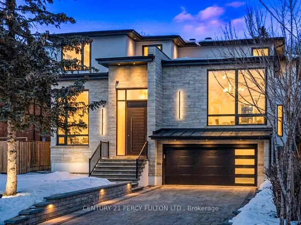 128 Anndale Dr, Toronto, ON M2N 2X5