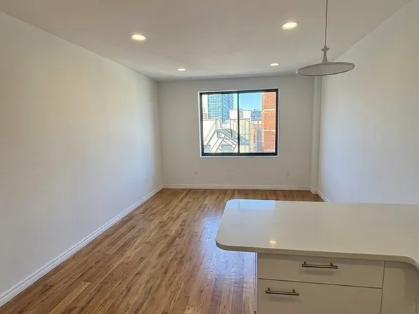 333 East 95th Street image 1 of 20