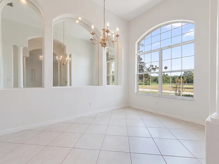 3330 Earle Ct — Photo 3