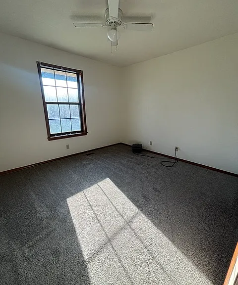701 Deer Run — Photo 2