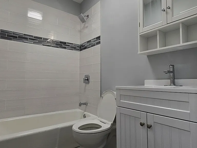 917 W Waveland Ave #A — Photo 6