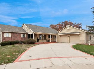 6 Gilmore Ct, Iowa City, IA 52246