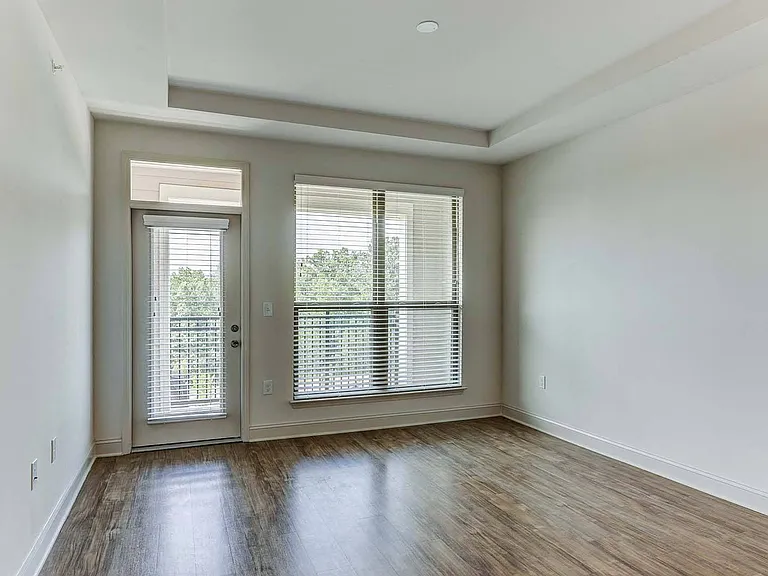 The Heights at Ridgewalk Townhomes & Apartments — Photo 34