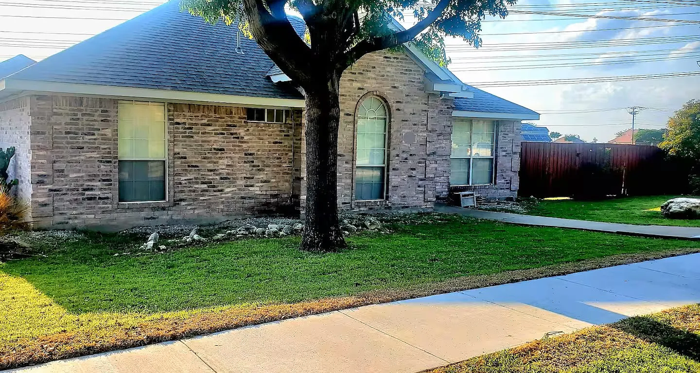 3 bed, 1477 sqft, $2,500 — Photo 1