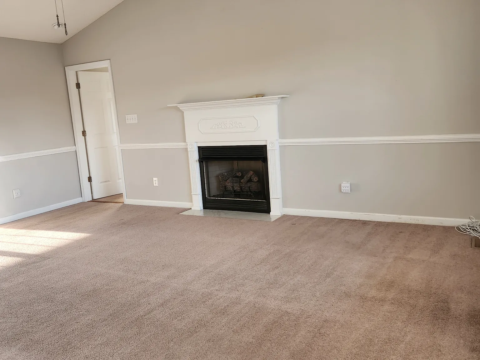 209 Striding Ridge Drive/Hill - 1 — Photo 3