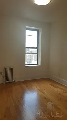 Rented by Hillel Realty Group | media 16