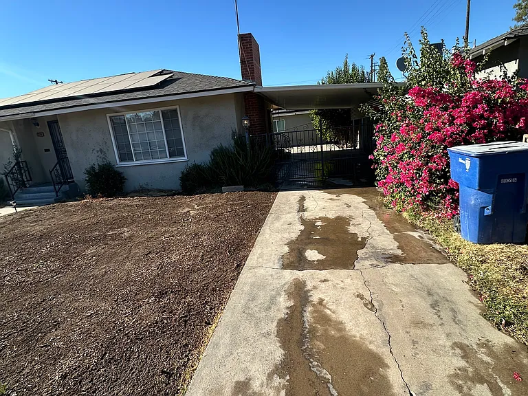 1314 W Weldon Ave #A — Photo 3