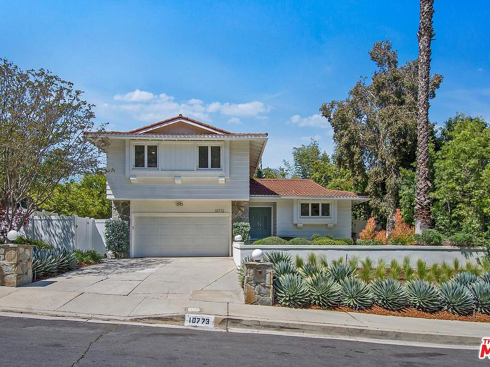 1st image of 10773 Wrightwood Ln