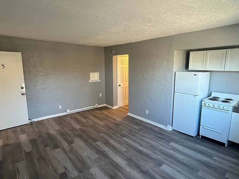 4060 Reading Rd — Photo 14
