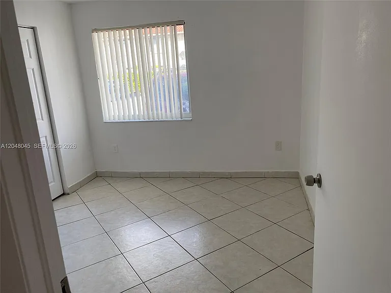 181 NW 47th Ave #9 — Photo 8