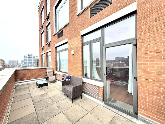 Rented by New York Residence | media 8