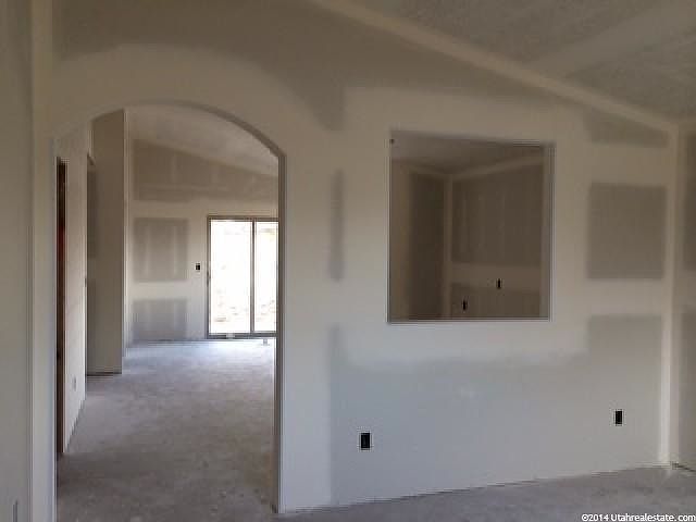 2nd image of 3483 W 3075 N