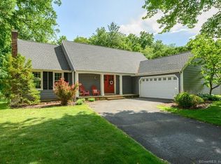 180 Hightower Rd, Southington, CT 06489