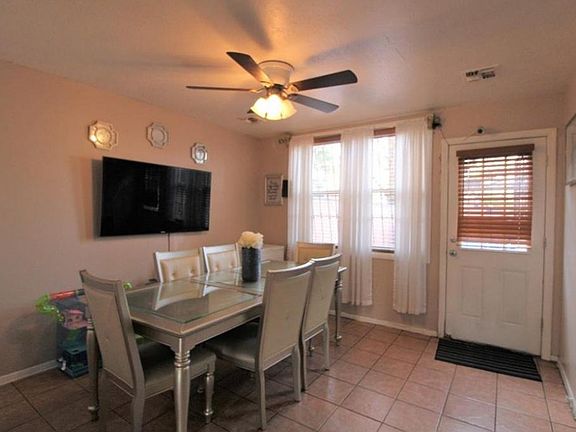 3rd image of 1215 Vyse Ave #1