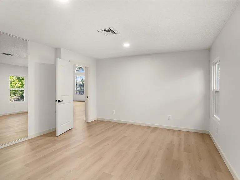 8725 Erie Ln — Photo 25