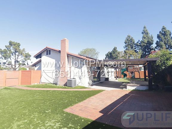 4th image of 11205 Socorro St