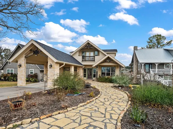 507 W Lake Shore Dr, Livingston, TX 77351