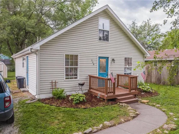 306 East St, Lathrop, MO 64465