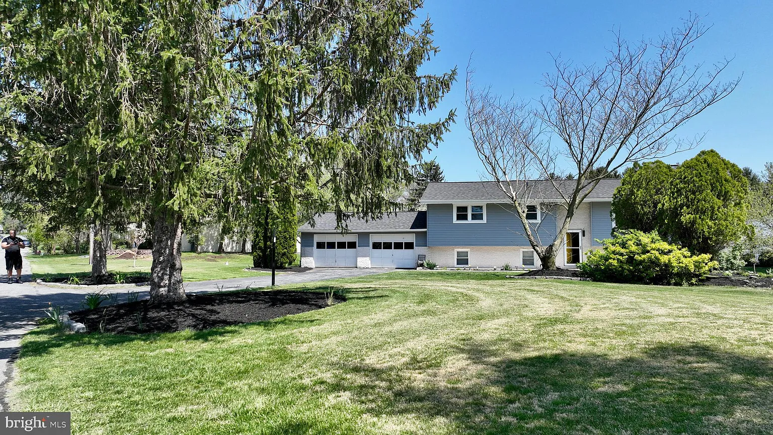 4141 Burns Rd photo 1