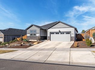 3265 Broken Top Way, Medford, OR 97504