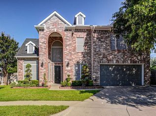 5802 Chatsworth Ct, Arlington, TX 76018