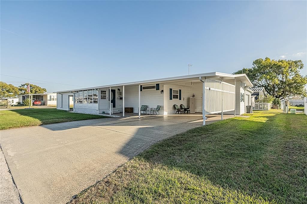 5421 Mohawk St, Zephyrhills, FL 33542 | Zillow