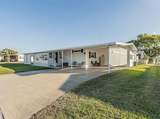 5421 Mohawk St, Zephyrhills, FL 33542