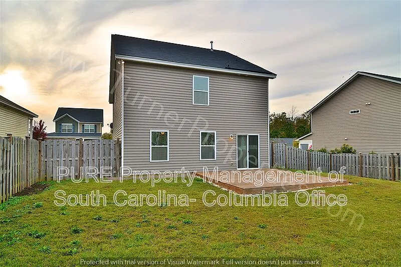 3 bed, 2.5 bath, 1909 sqft, $1,925 — Photo 3
