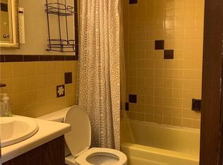 6818 62nd St, Ridgewood, NY 11385