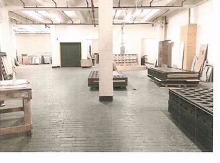 5105 Flushing Ave, Maspeth, NY 11378