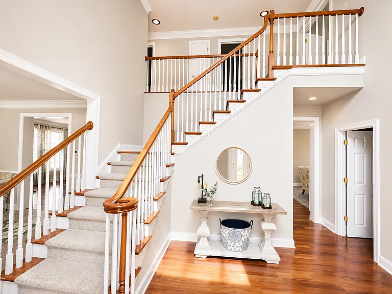 22 Sharpley Dr — Photo 3