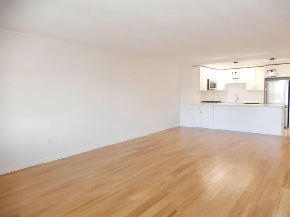 9 Hawthorne Pl, Boston, MA