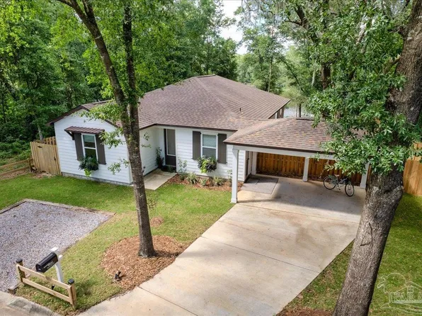 6850 Quinn Bayou Dr, Milton, FL 32570