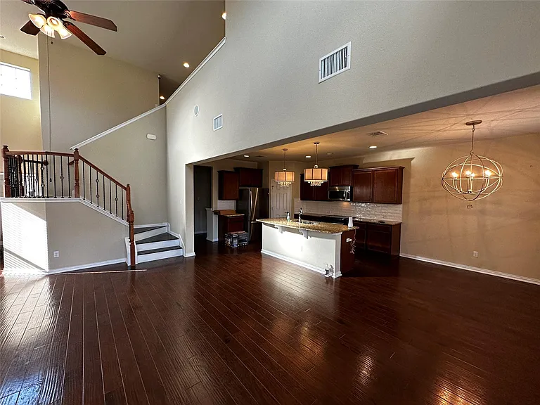 16105 Travesia Way — Photo 6