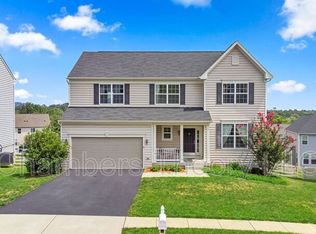 16763 Evening Star Dr, Round Hill, VA 20141