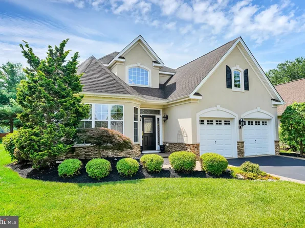 15 Sanibel Ln, Hamilton, NJ 08691