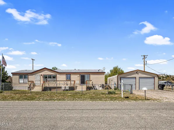 18477 S John Fry Avenue, Peeples Valley, AZ 86332